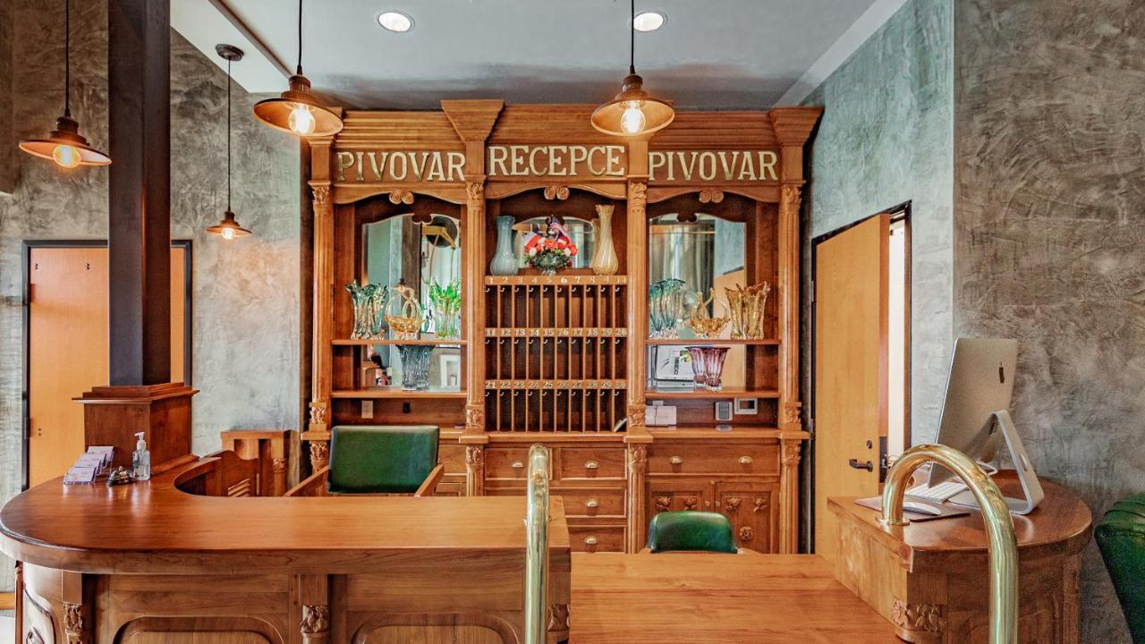 Pivovar Hotel Waco Exteriör bild